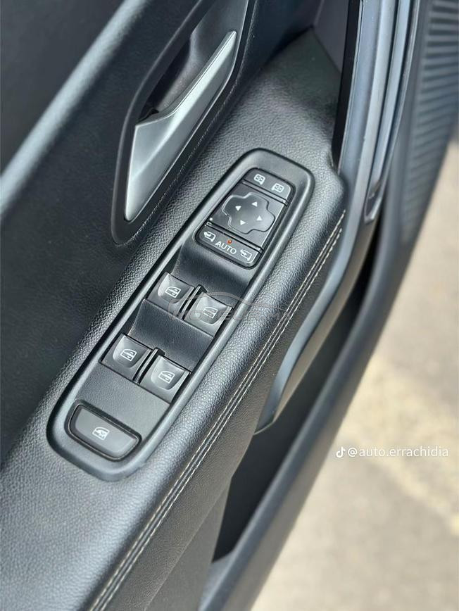 DACIA DUSTER  AUTOMATIQUE MODÈLE 2023