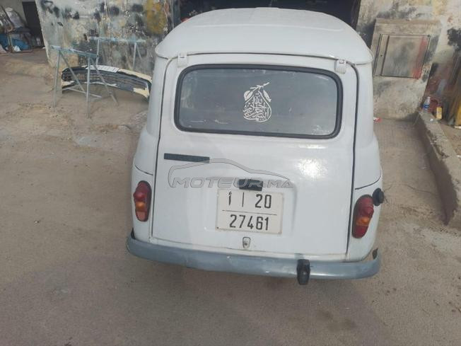 رينو كليو بنزين يدوي 1993 في مكناس