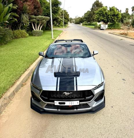 Ford Mustang Convertible Premium - 2