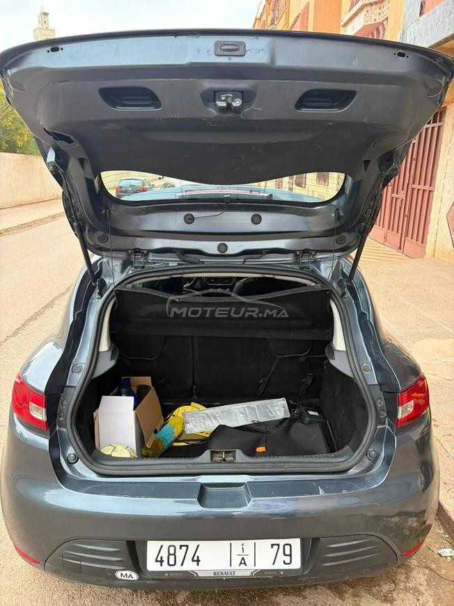 Clio 4 les pneus neufs kit de distribution neuf