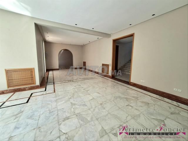 CHANTILLY BELLE VILLA AVEC PISCINE A VENDRE - 2