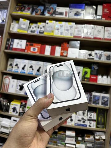 iPhone 15 normal 128 GB neuf ✅ - 2