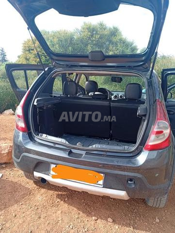 Dacia Sandero Diesel Manuelle 2014 à Midelt - 2