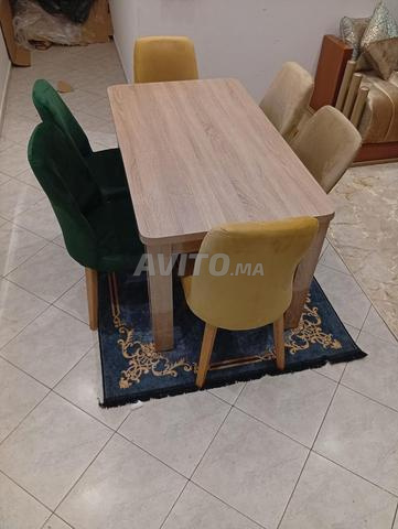 Table à manger à vendre - 2