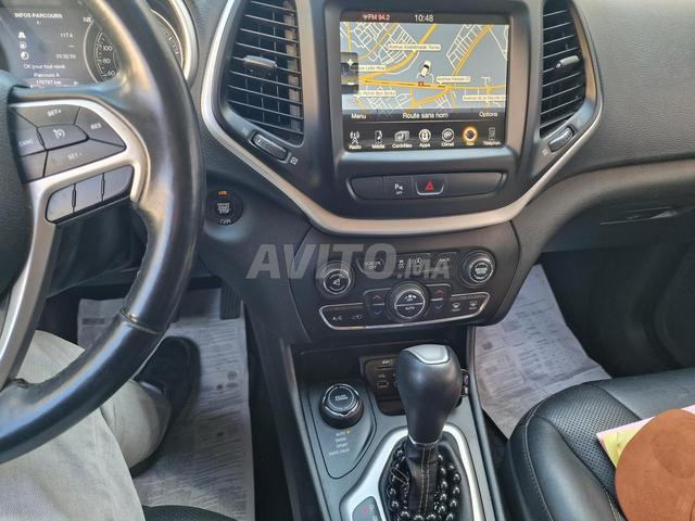 Jeep Cherokee - 2