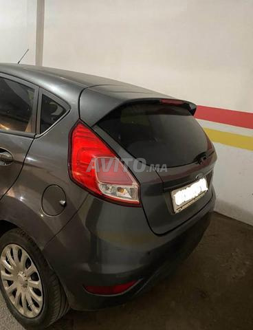 Ford Fiesta - 2