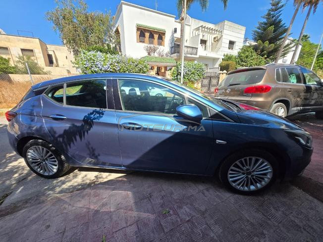 Opel Astra Diesel Manuelle 2016 à Temara