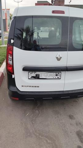 Renault Express Diesel Manuelle 2025 à Oued Zem - 2