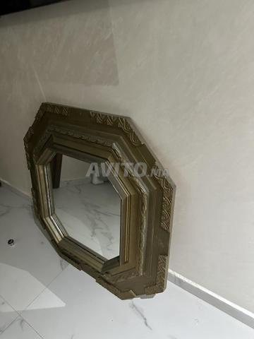 Miroir avec support en bois - 2