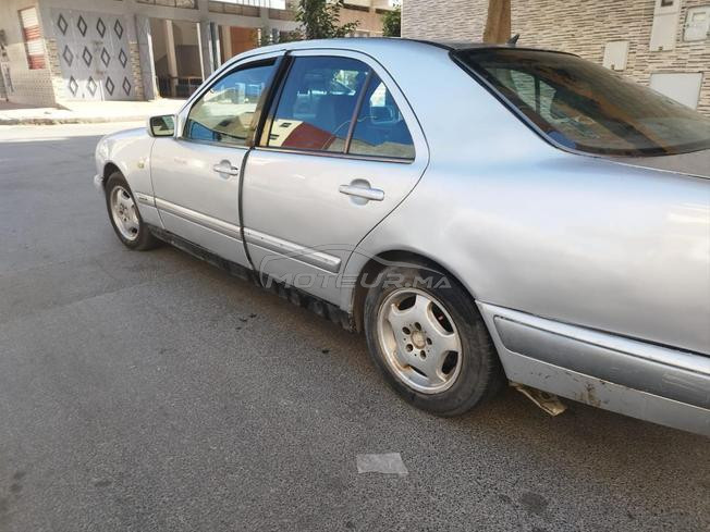 Mercedes E 220 Vignette 1500 Diesel 97 Ded 99