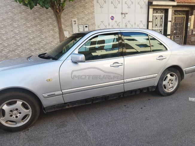 Mercedes E 220 Vignette 1500 Diesel 97 Ded 99