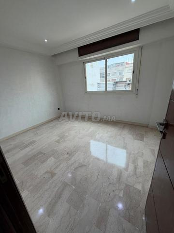 Appartement à louer 85 m² à Casablanca belvédère - 2