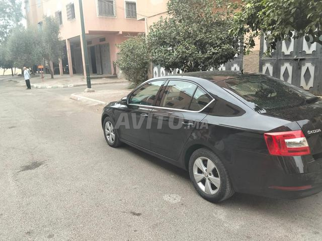 Volkswagen Passat Diesel Manuelle 2020 à Marrakech - 2