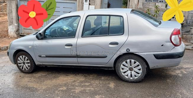 Renault Clio Essence Manuelle 2004 - 