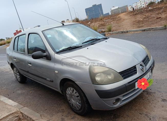 Renault Clio Essence Manuelle 2004 - 