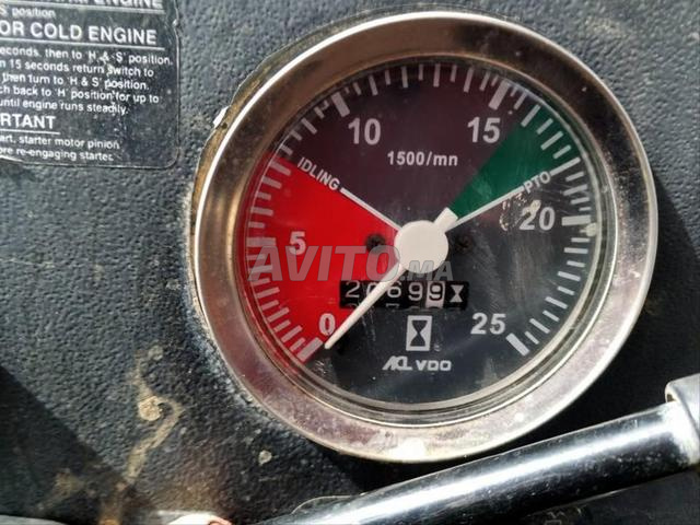 Tracteur Massey Ferguson 385 - 2