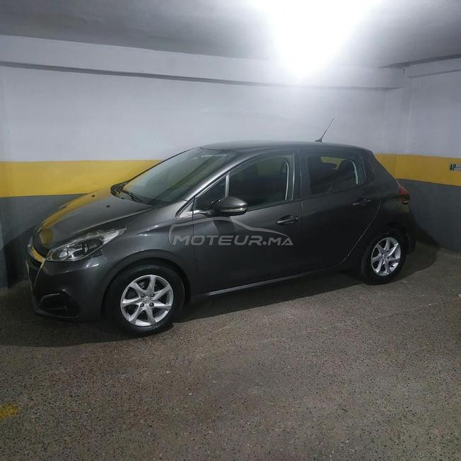 Peugeot 208 Diesel Manuelle 2018 à Casablanca