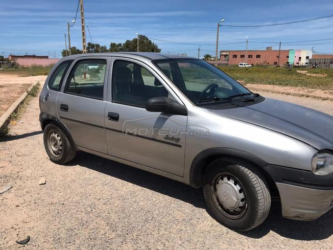 Opel Corsa Essence Manuelle 1998 à El Jadida
