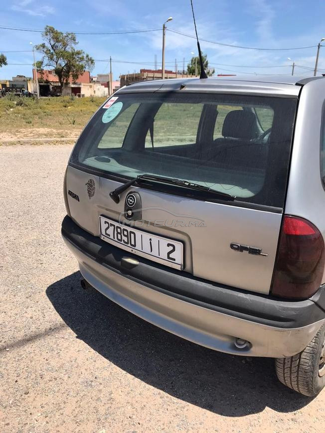 Opel Corsa Essence Manuelle 1998 à El Jadida