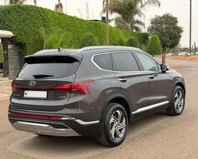 Hyundai Santa Fe Diesel réstyle 2022 à Fès