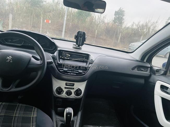 peugeot208