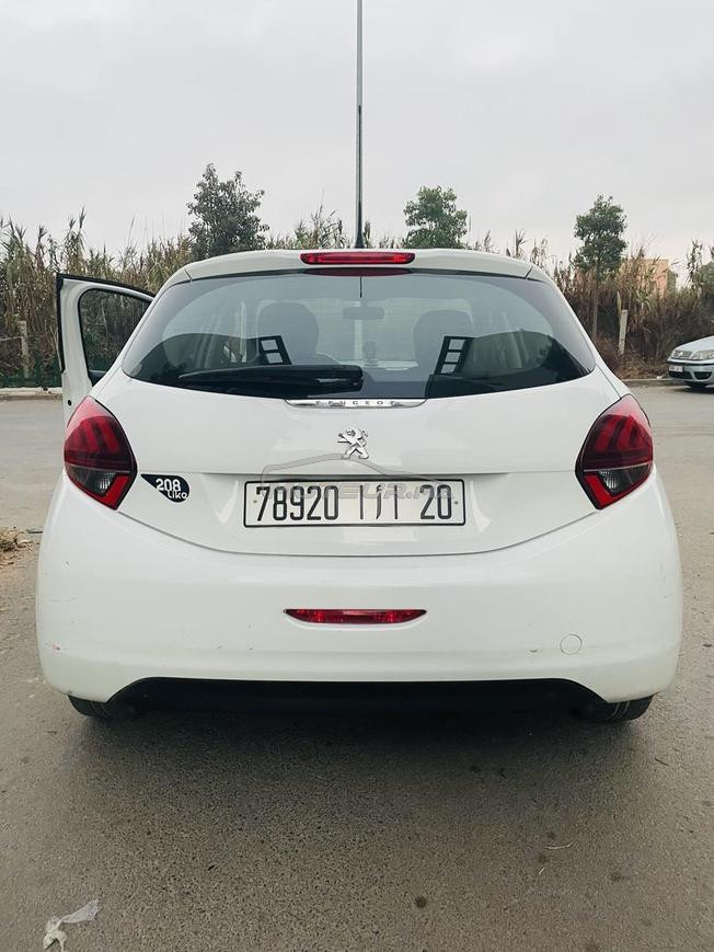 peugeot208
