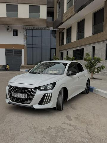 PEUGEOT 208 - 2