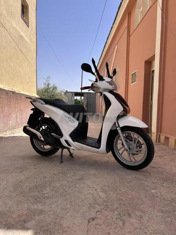 Vente d'une moto Honda SH - 2