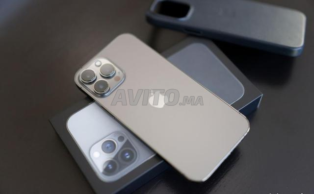 iPhone 13 Pro Max très bon état - 2