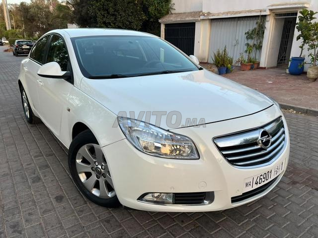 Opel Insignia essence - 2