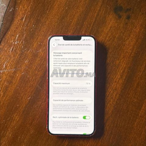 iPhone 13 128 Go bon état - 2