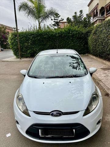 Ford Fiesta Titanium 2013 Diesel Manuelle à Casa - 2