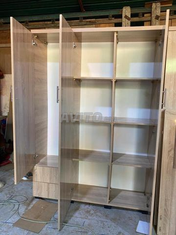 Placard en bois aux belles couleurs - 2