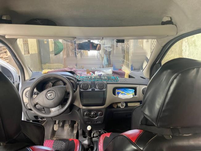 طنجة سيارة للبيع