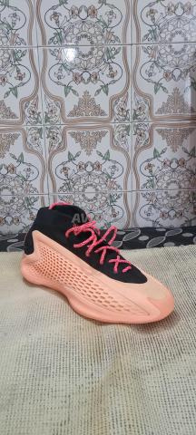 adidas BASKETBALL