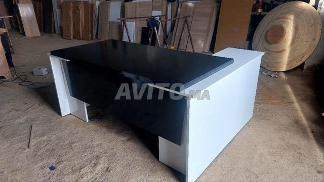 Fabrication locale de bureaux avec rangement - 2