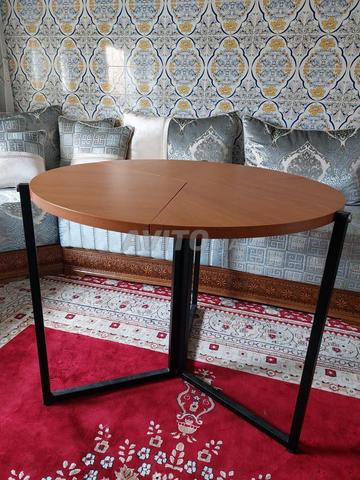 Table ronde pliable, état neuf - 2