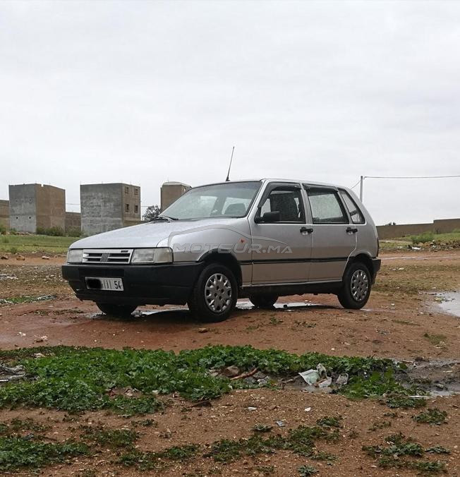 fiat UNO gris chrome