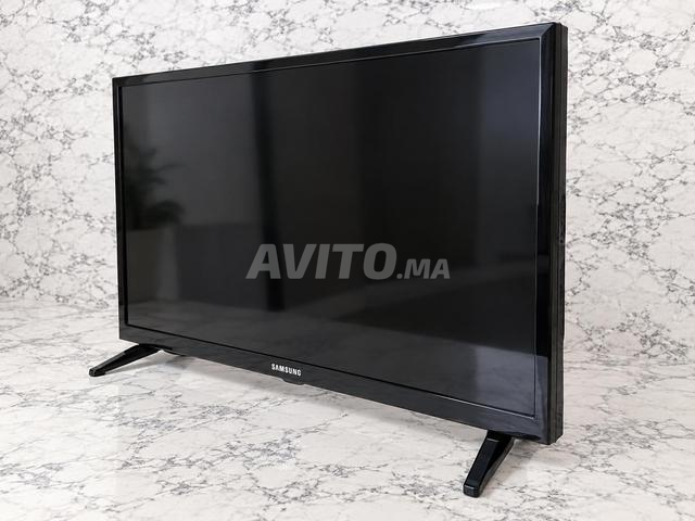 TV Samsung — Samsung 32 Série EH4000 Modèle UA32 - 2