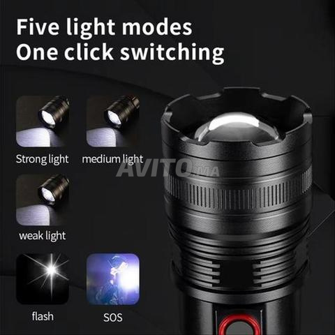 Lampe torche tactique - 2