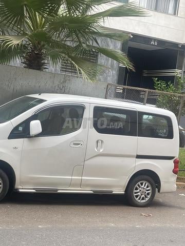 Nissan Versa - 2