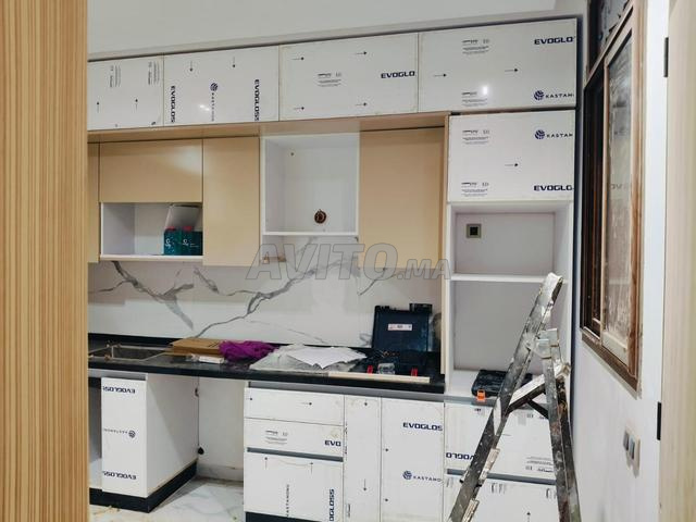 Maison entière à 130 millions négociable - 2