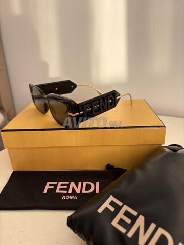 نظارات شمسية FENDI أصلية لم تُلبس قط
