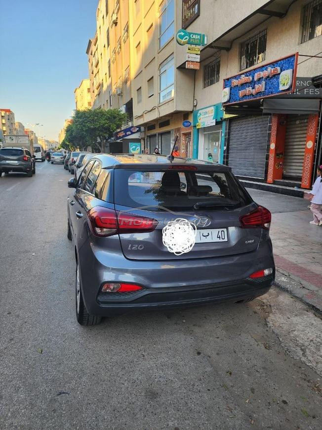 Hyundai i20 Diesel Manuelle 2021 à Tanger