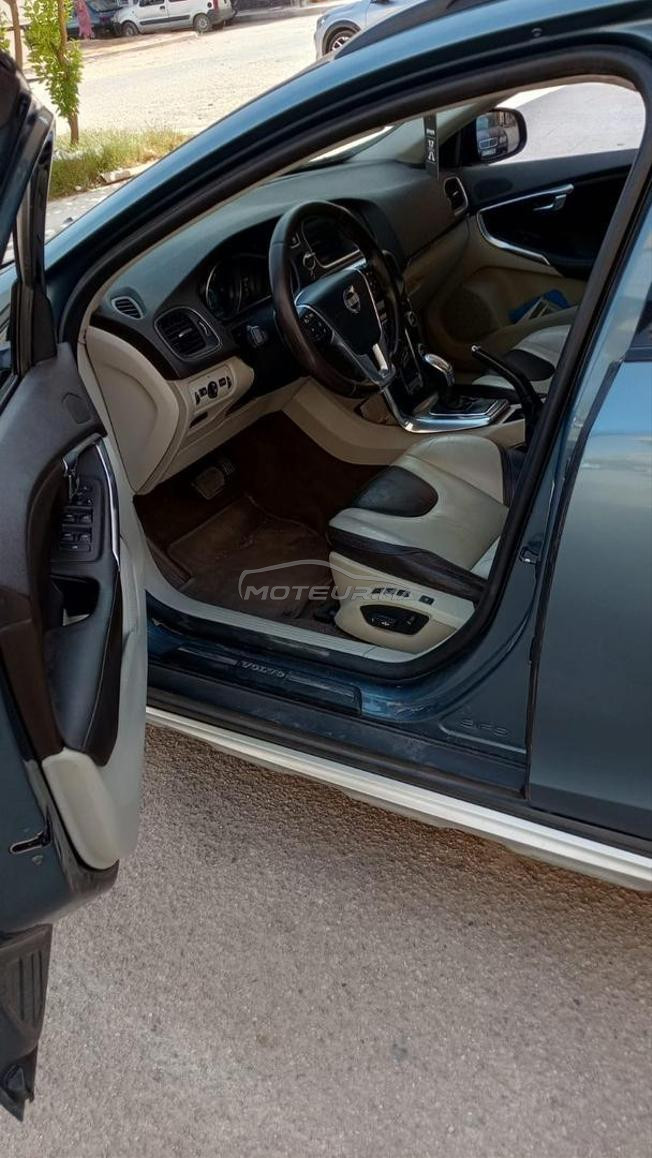 volvo v40 cross country