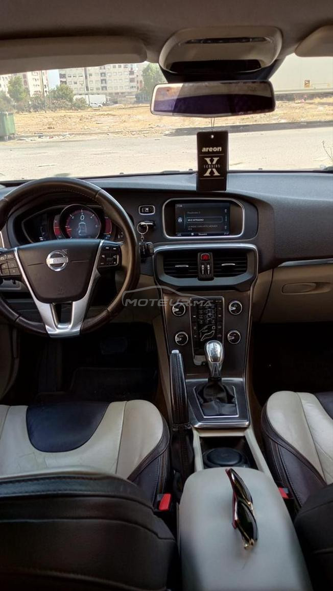 volvo v40 cross country