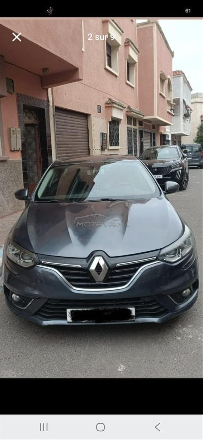Voiture megane sedan 2018 1er main 