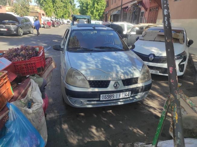 Renault Clio Essence Manuelle 2003 à Marrakech