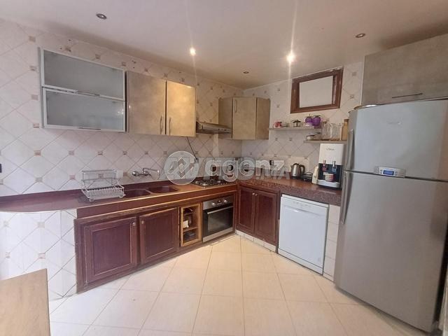 CMN-AC-2230 - Villa à vendre à Al Mostakbal - 2