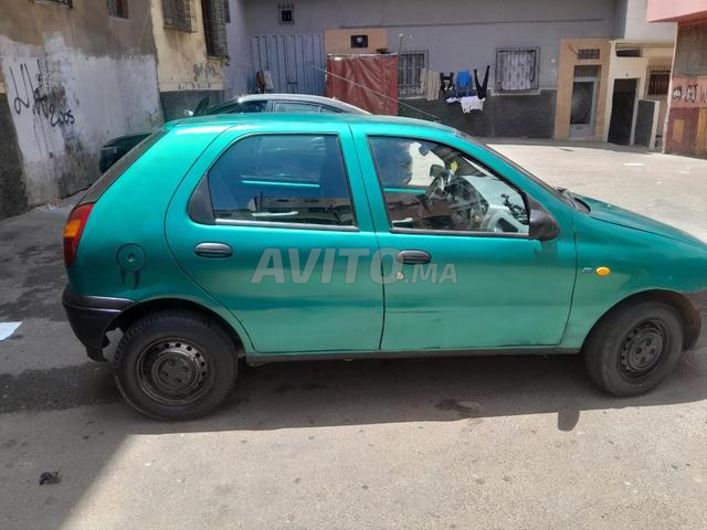 Fiat Palio essence modèle 2000 - 2